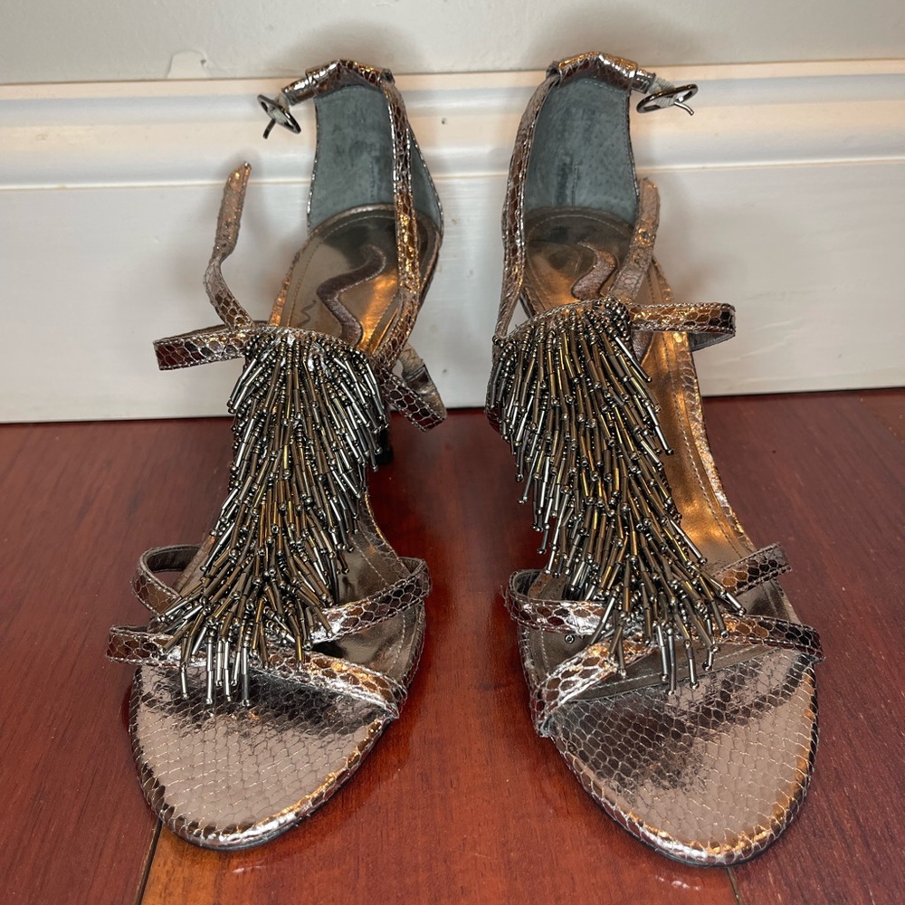 Nina Shoes - beautiful metallic beaded tassels detail
